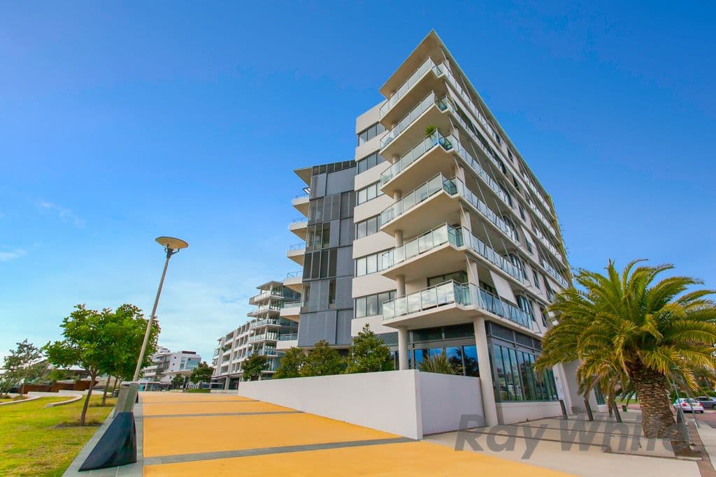 19 Honeysuckle Drive, NEWCASTLE NSW 2300, Newcastle - Thumbnail 8