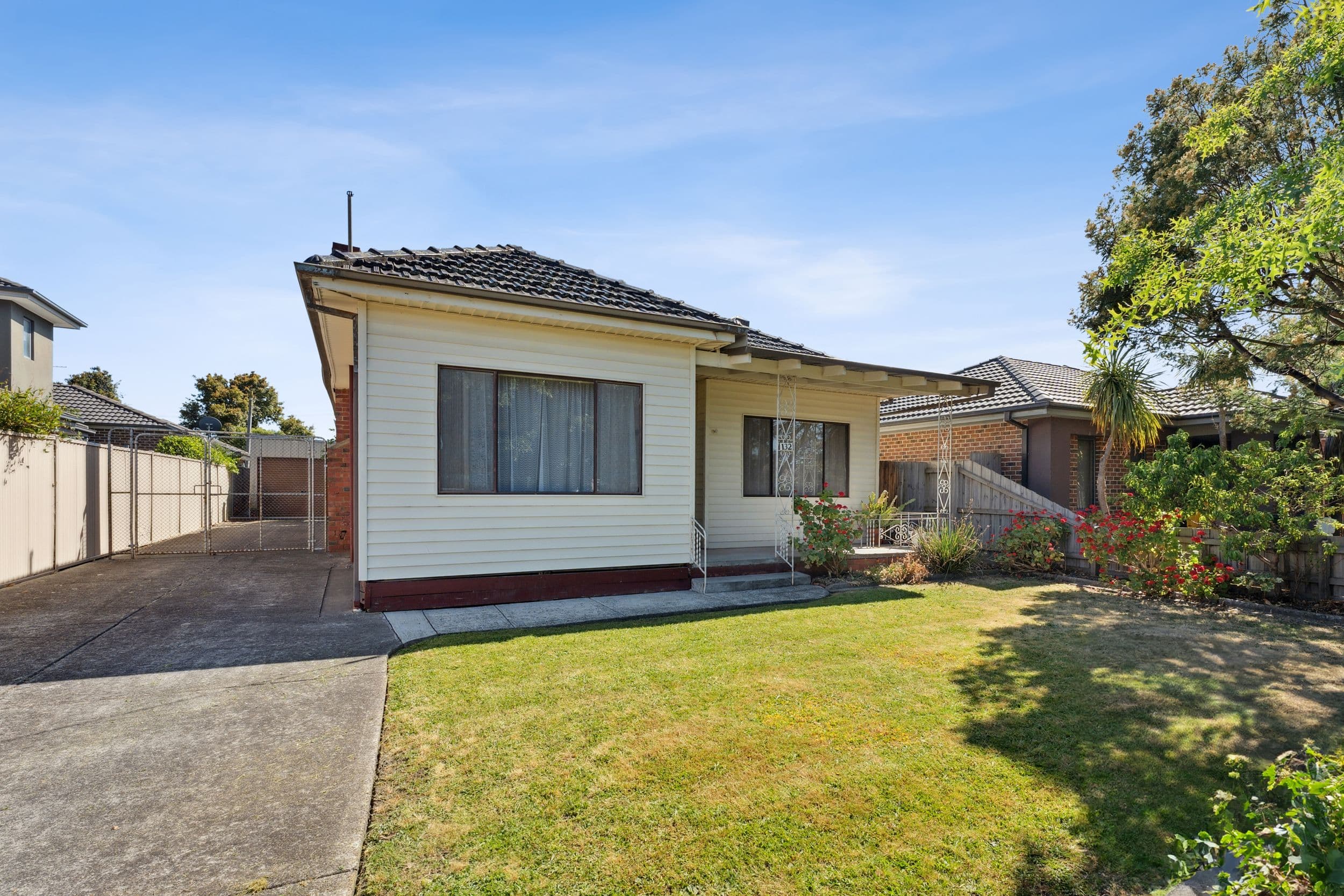 132 Purinuan Road, Reservoir VIC 3073, Reservoir - Thumbnail 2