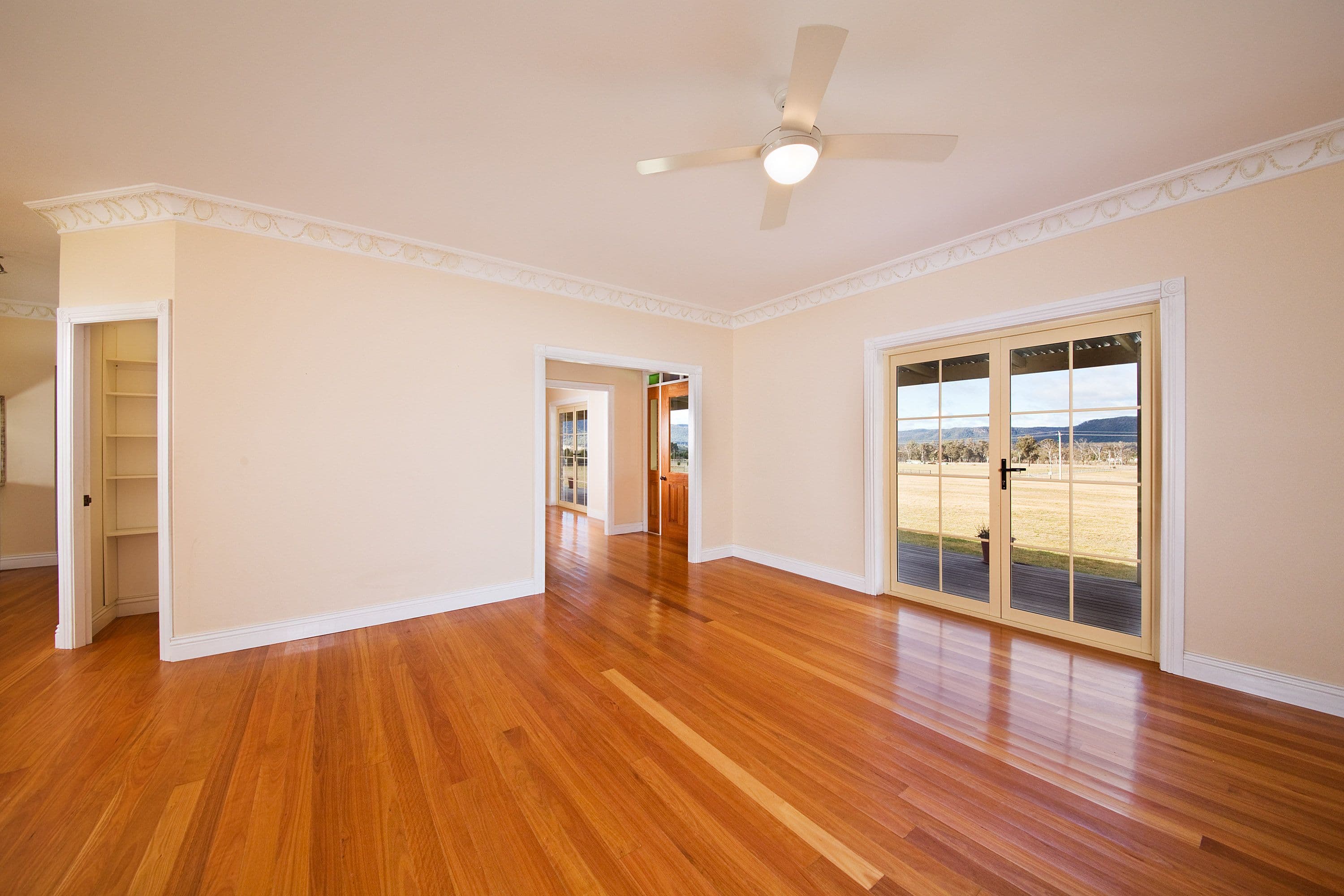 73 Franks Place, Hartley - Thumbnail 2