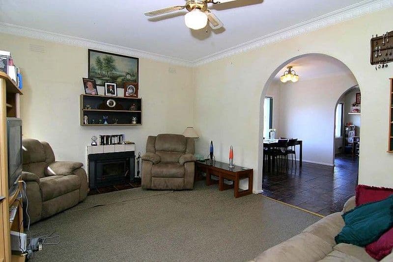 16 Roma Street, SCORESBY VIC 3179, Scoresby - Thumbnail 2