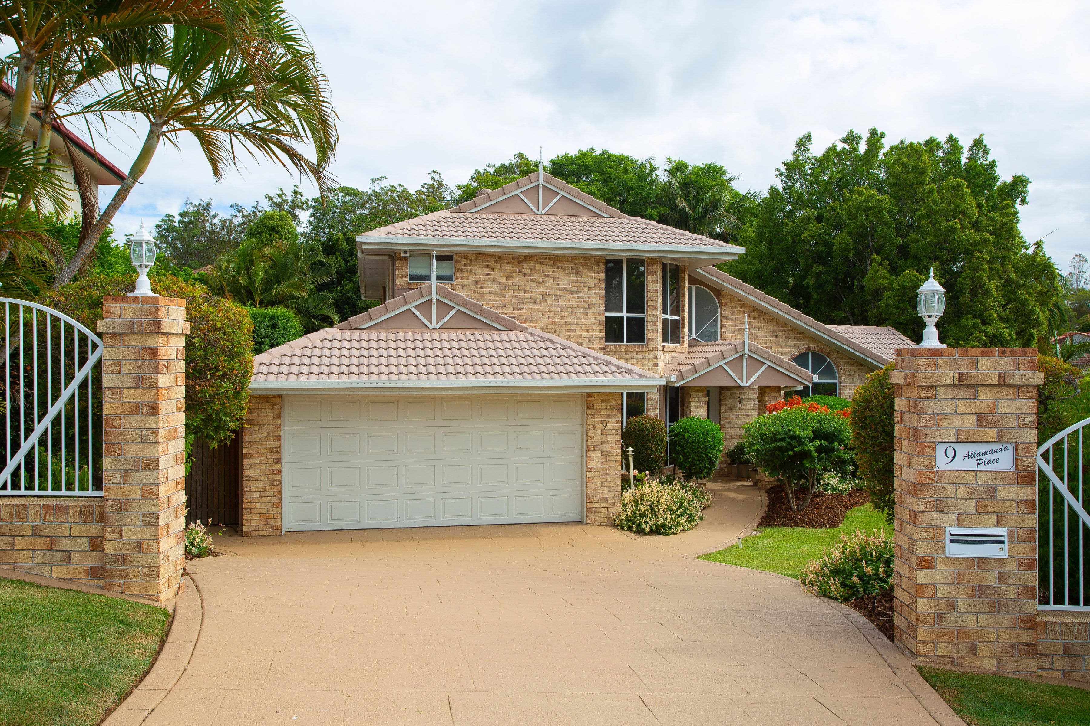 9 Allamanda Place, Mount Gravatt East QLD 4122, Mount Gravatt East - Image 1