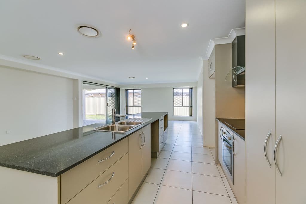 1 Joyce Court, Wellington Point QLD 4160, Wellington Point - Thumbnail 2