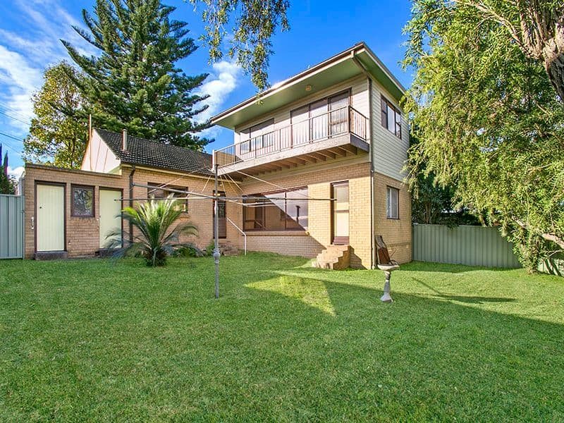 18 Avery Avenue, Kirrawee - Image 1