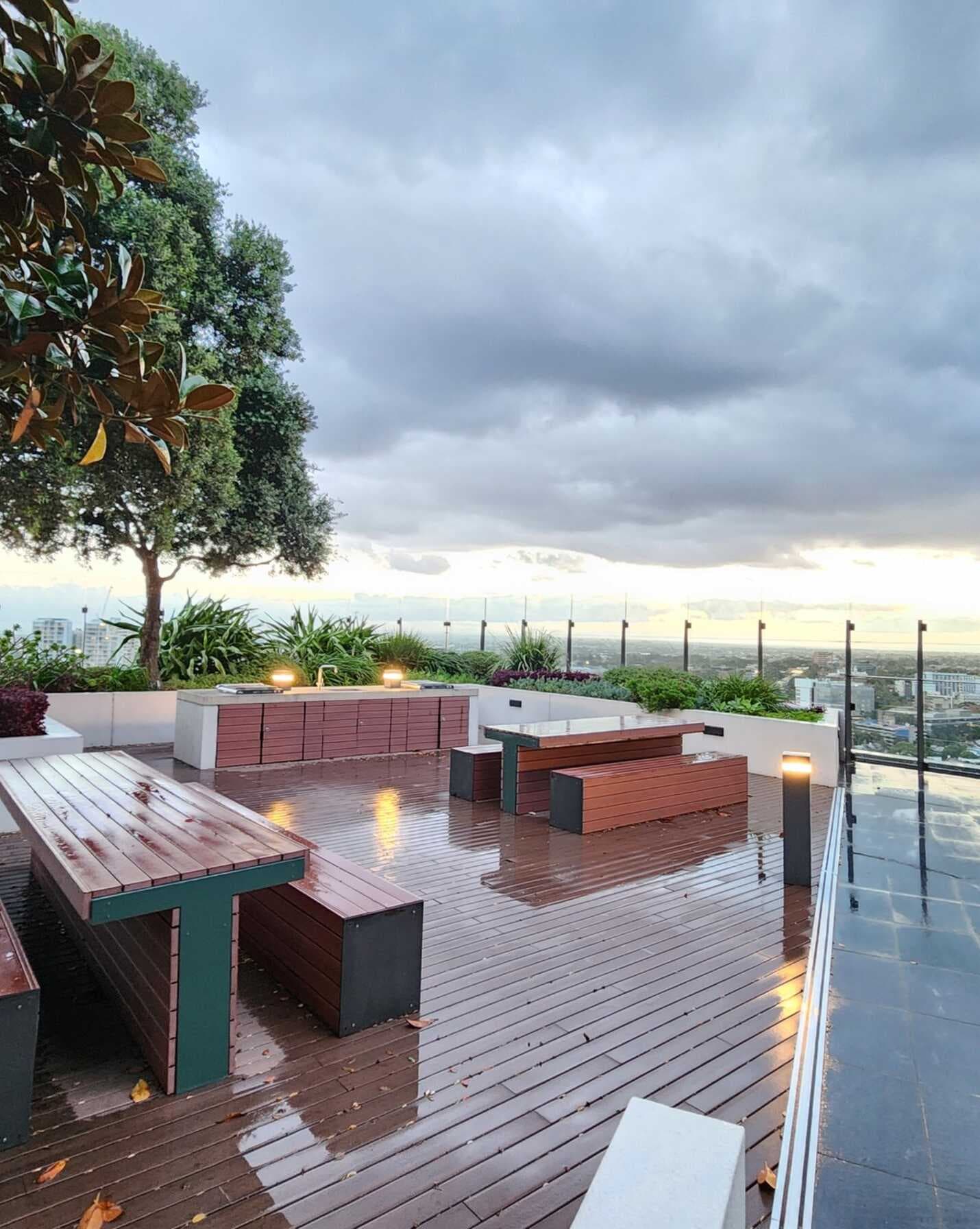 Chippendale, Chippendale - Thumbnail 2