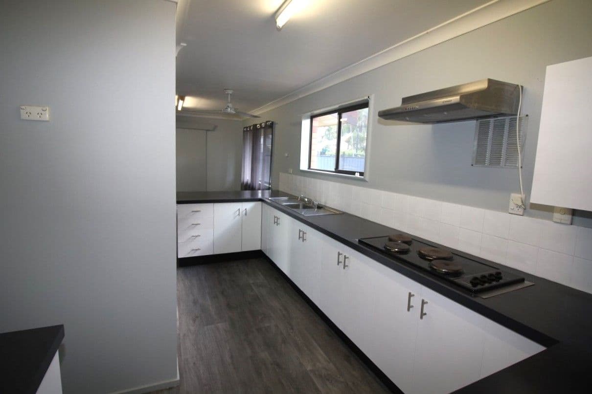30 York Street, Queenton QLD 4820, Queenton - Thumbnail 4
