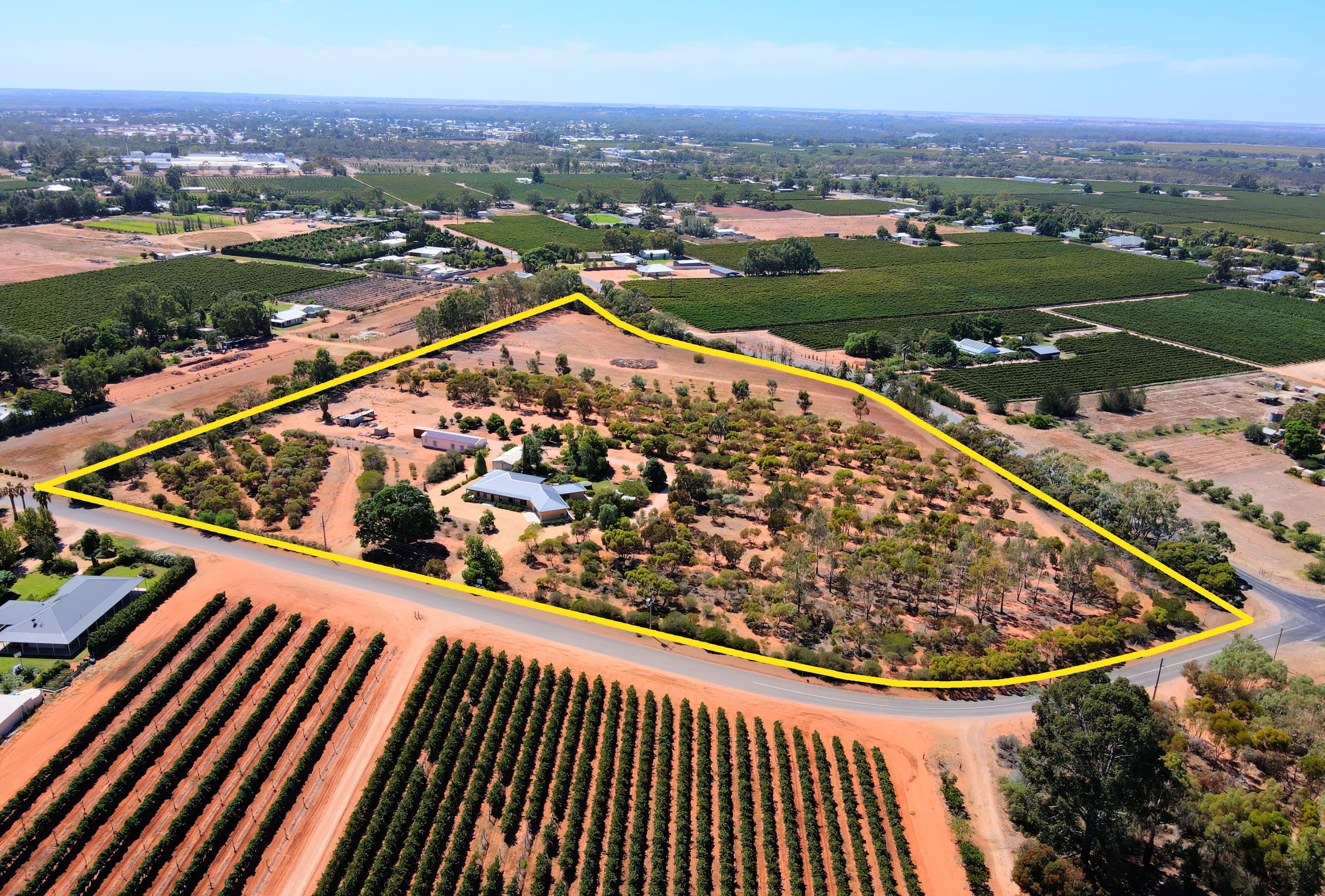 543 Kulkyne Street, Renmark SA 5341, Renmark West - Thumbnail 2