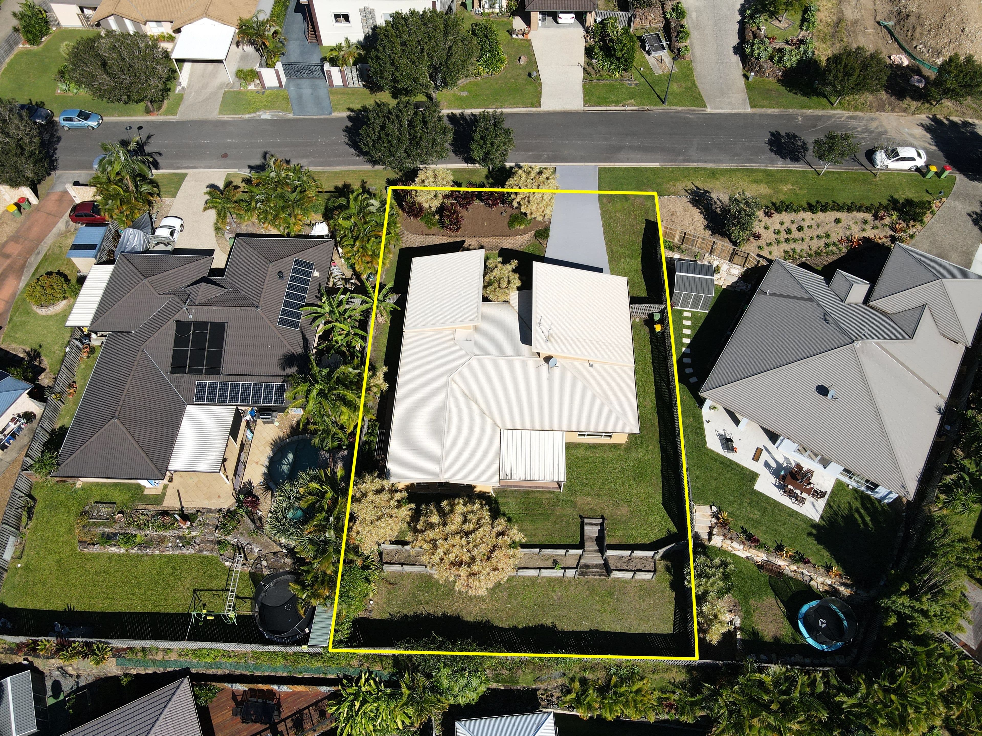 6 Elkins Street, Pacific Pines QLD 4211, Pacific Pines - Thumbnail 3