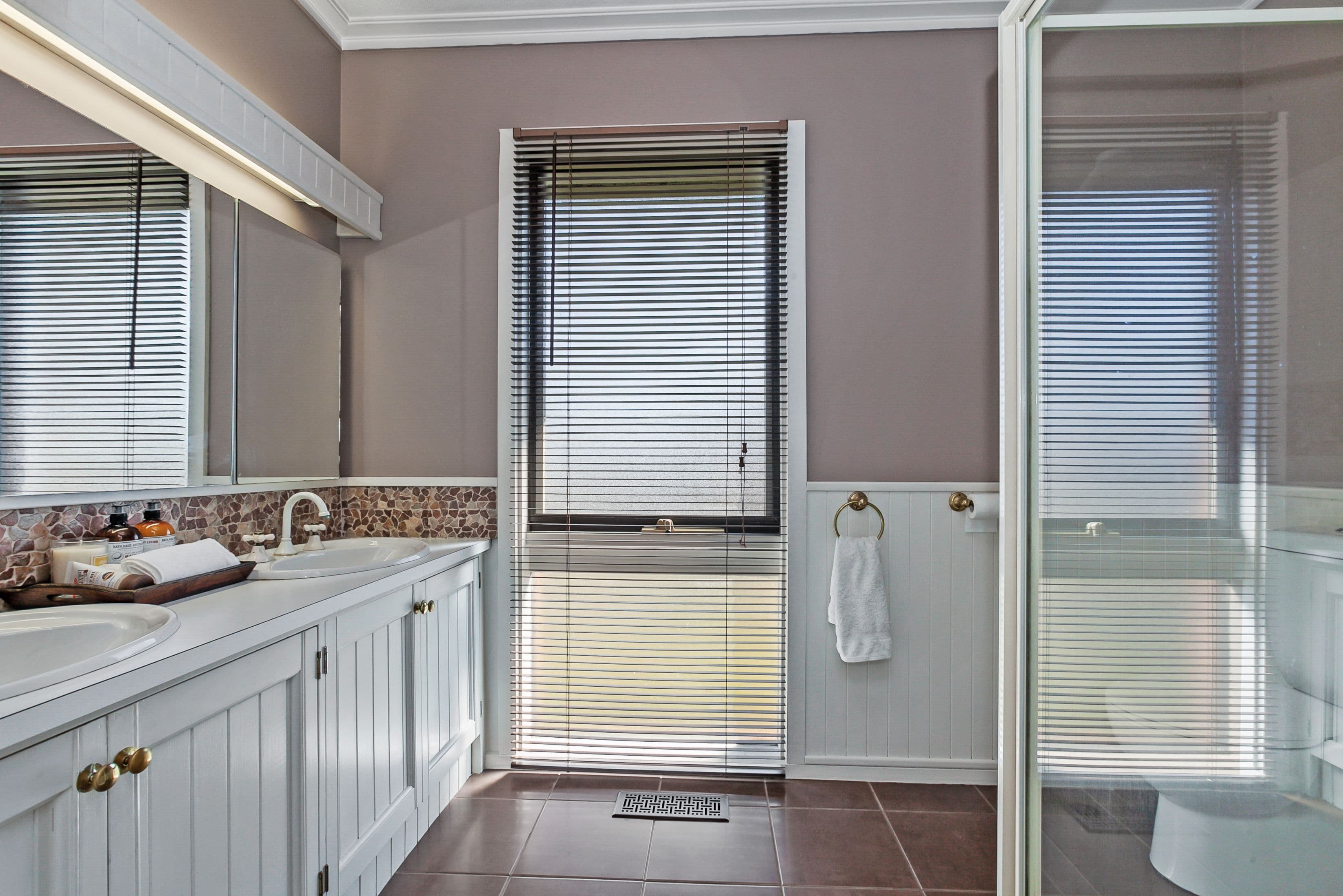 9 Hurlstone Crescent, Mill Park VIC 3082, Mill Park - Thumbnail 5