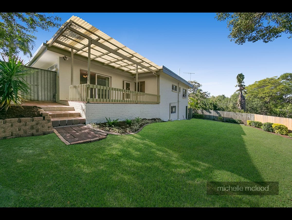22 Merrilyn Street, Chapel Hill QLD 4069, Chapel Hill - Image 1