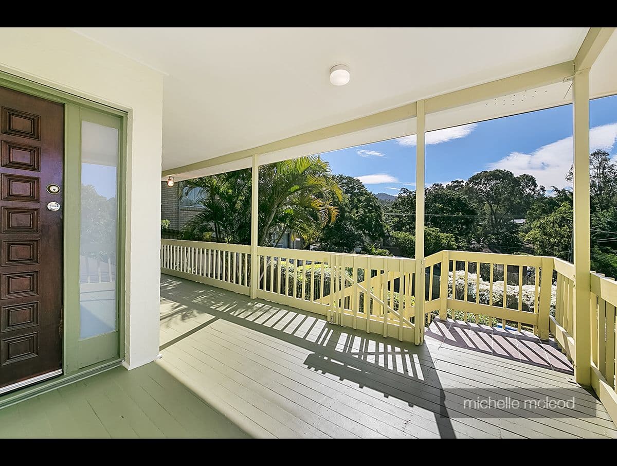 22 Merrilyn Street, Chapel Hill QLD 4069, Chapel Hill - Thumbnail 6