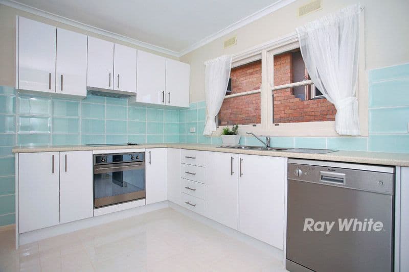 25 Sunline Avenue, NOBLE PARK NORTH VIC 3174, Noble Park North - Thumbnail 3