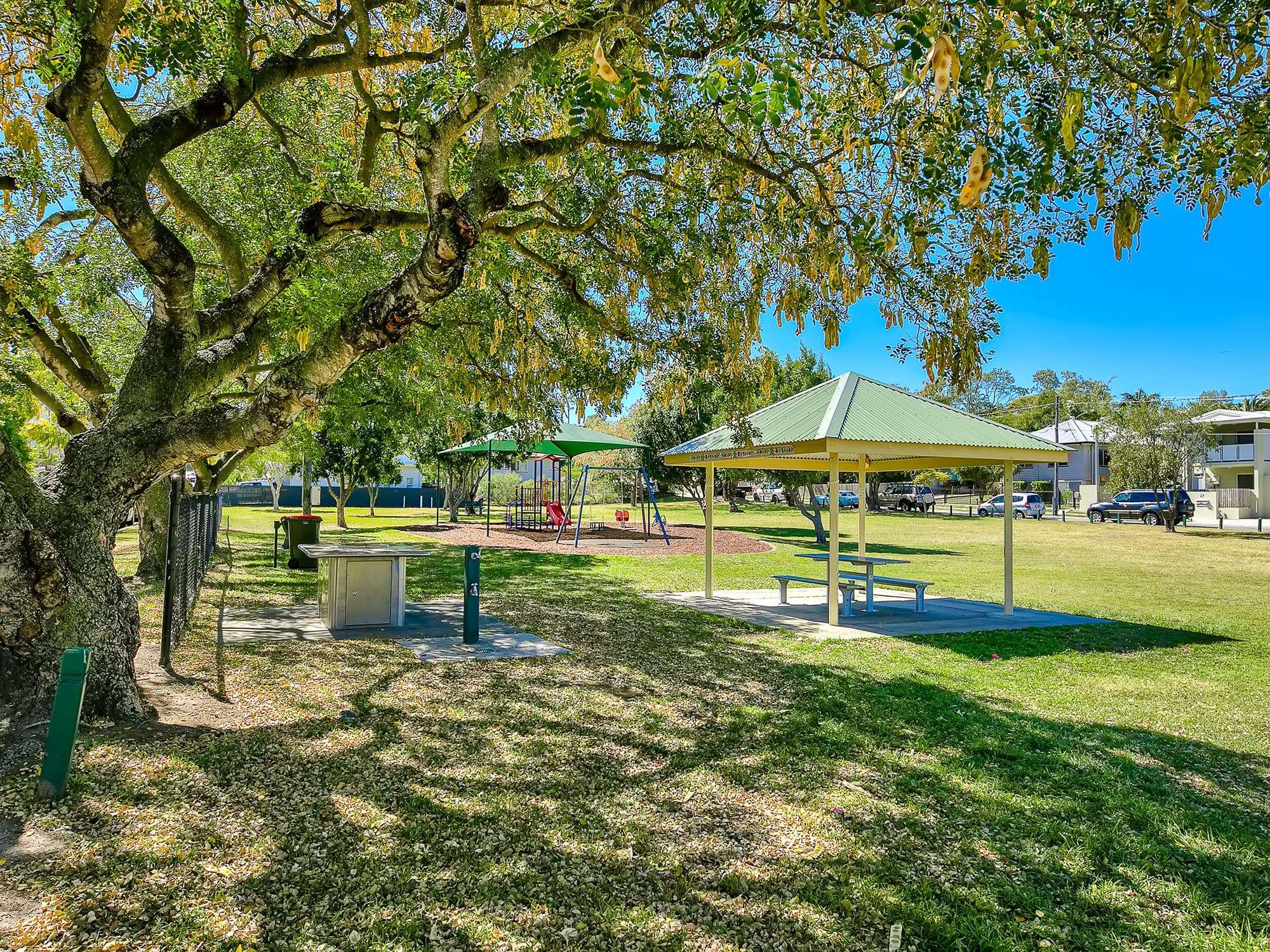 8 Lutana Street, Stafford QLD 4053, Stafford - Thumbnail 2
