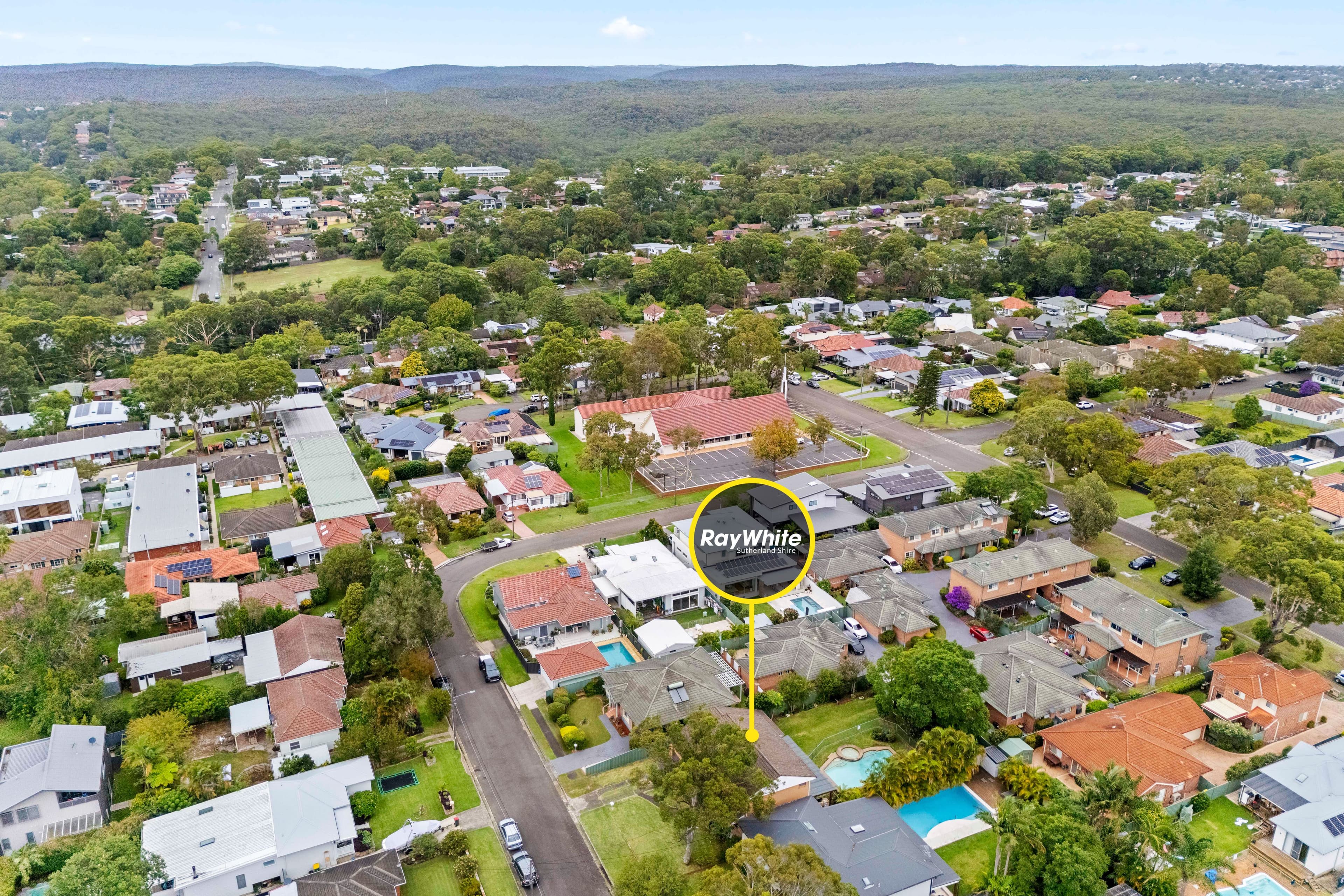 9 Lowana Avenue, Kirrawee NSW 2232, Kirrawee - Thumbnail 3