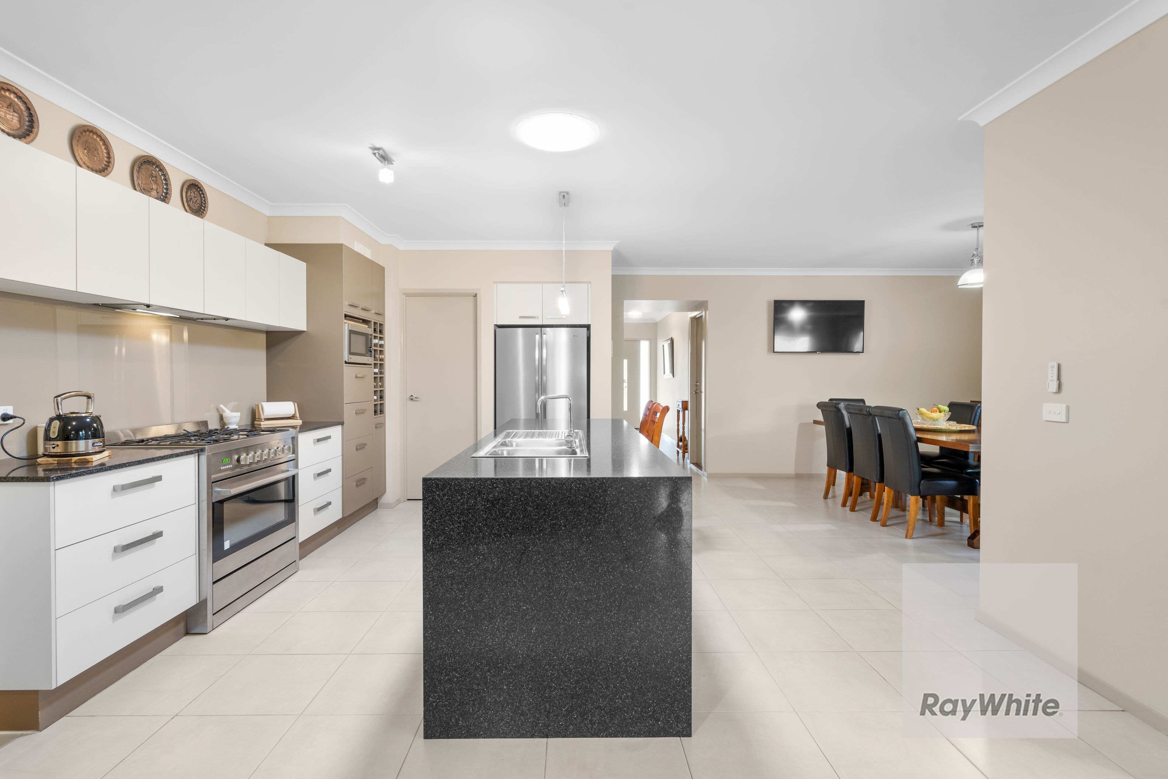 14 Apricot Avenue, Mernda VIC 3754, Mernda - Thumbnail 4