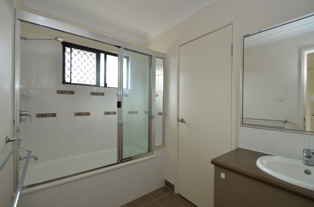 15 Silverwing Court, DEERAGUN QLD 4818, Deeragun - Thumbnail 5