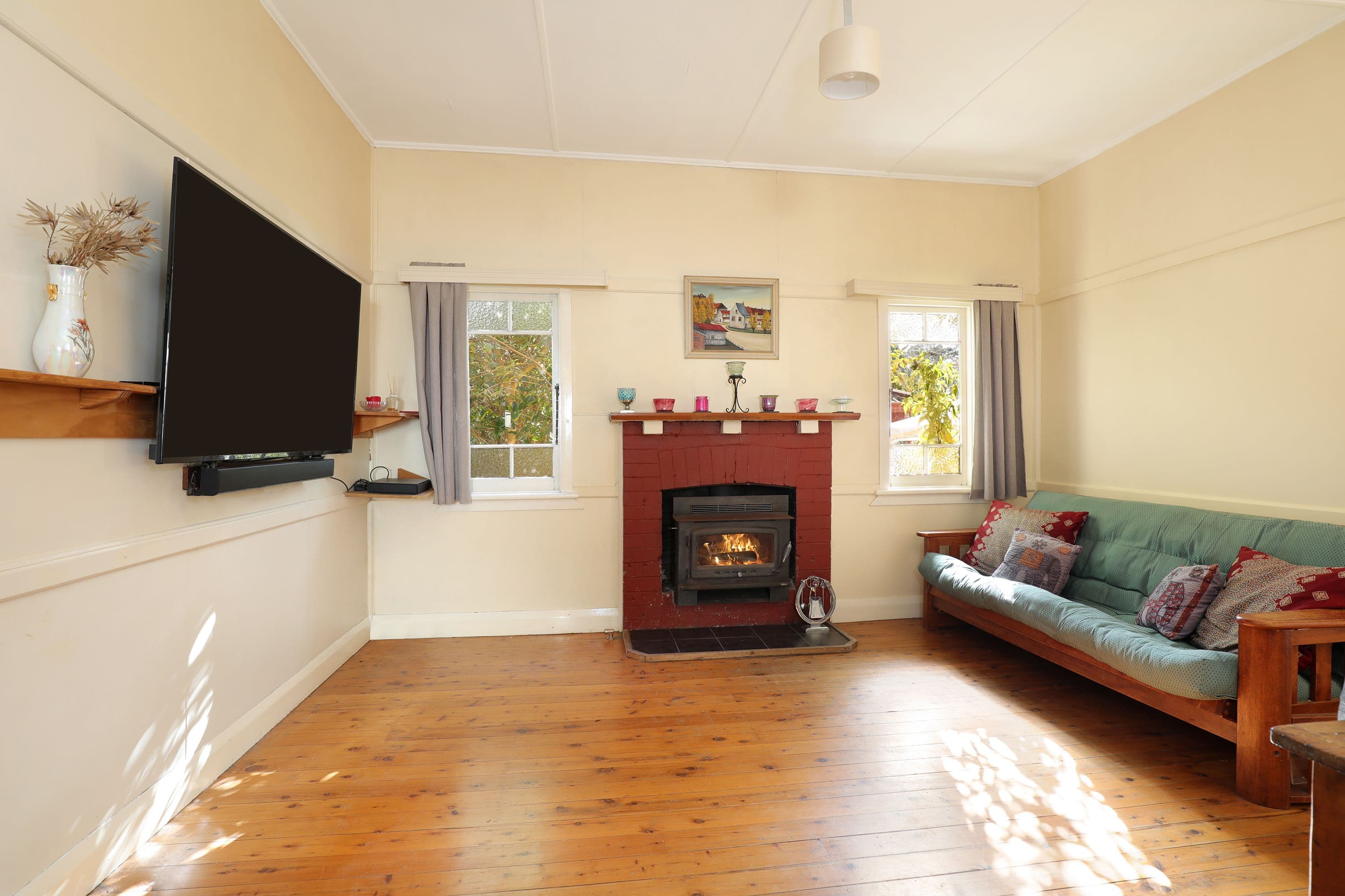 39 Freelander Avenue, Katoomba NSW 2780, Katoomba - Thumbnail 2