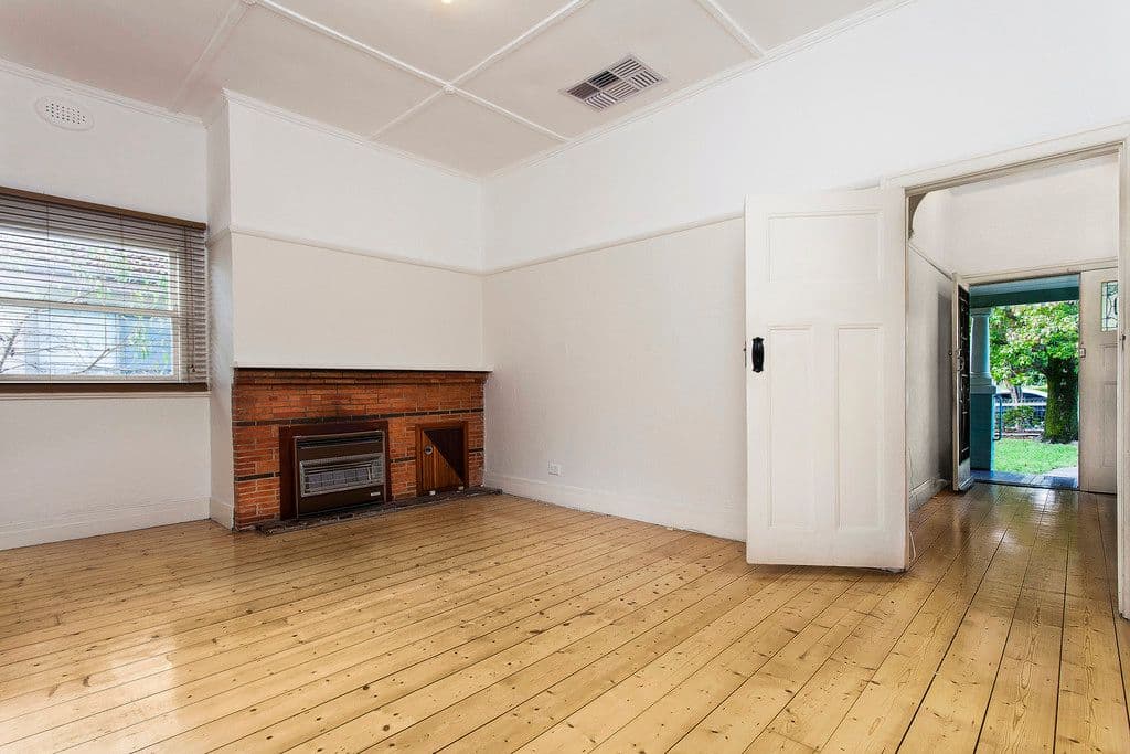 5 Austin Street, Preston VIC 3072, Preston - Thumbnail 2