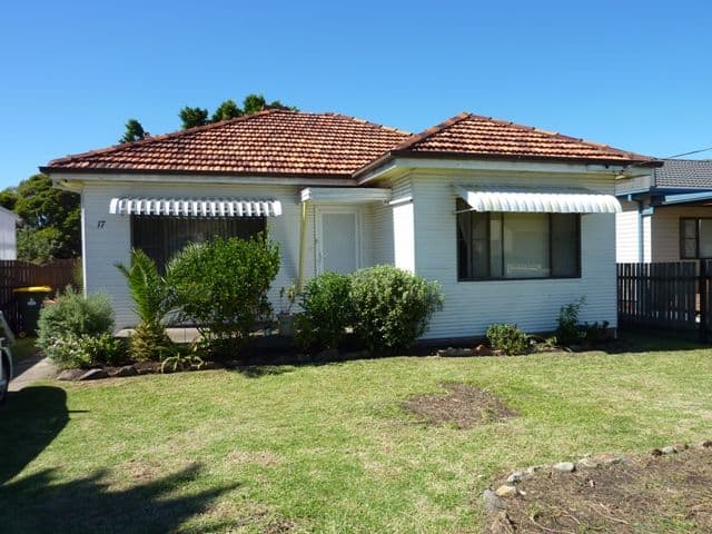 17 Bond Street, BELLAMBI NSW 2518, Bellambi - Image 1