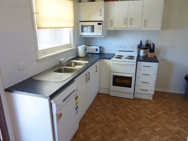 17 Bond Street, BELLAMBI NSW 2518, Bellambi - Thumbnail 3