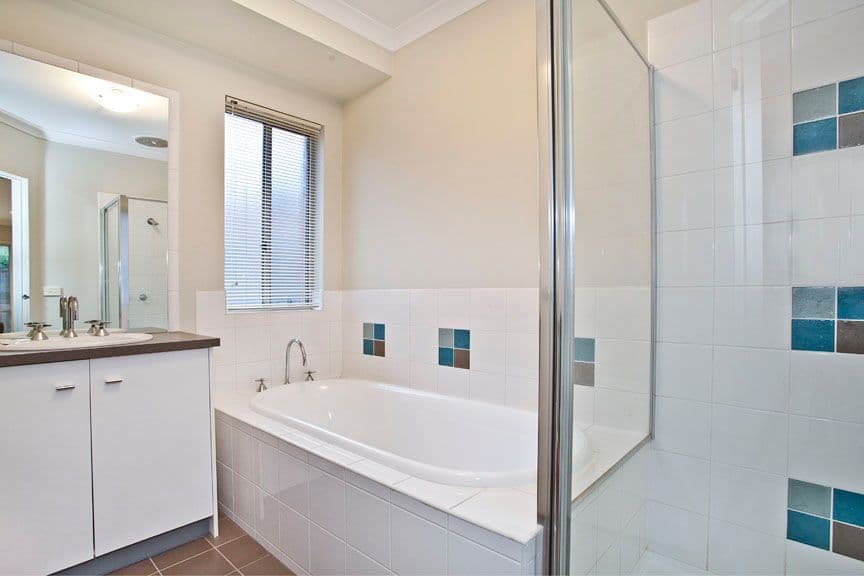 16 Monbulk Crescent, ROWVILLE VIC 3178, Rowville - Thumbnail 6