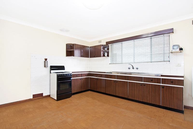 14 FLERS Avenue, EARLWOOD NSW 2206, Earlwood - Thumbnail 3
