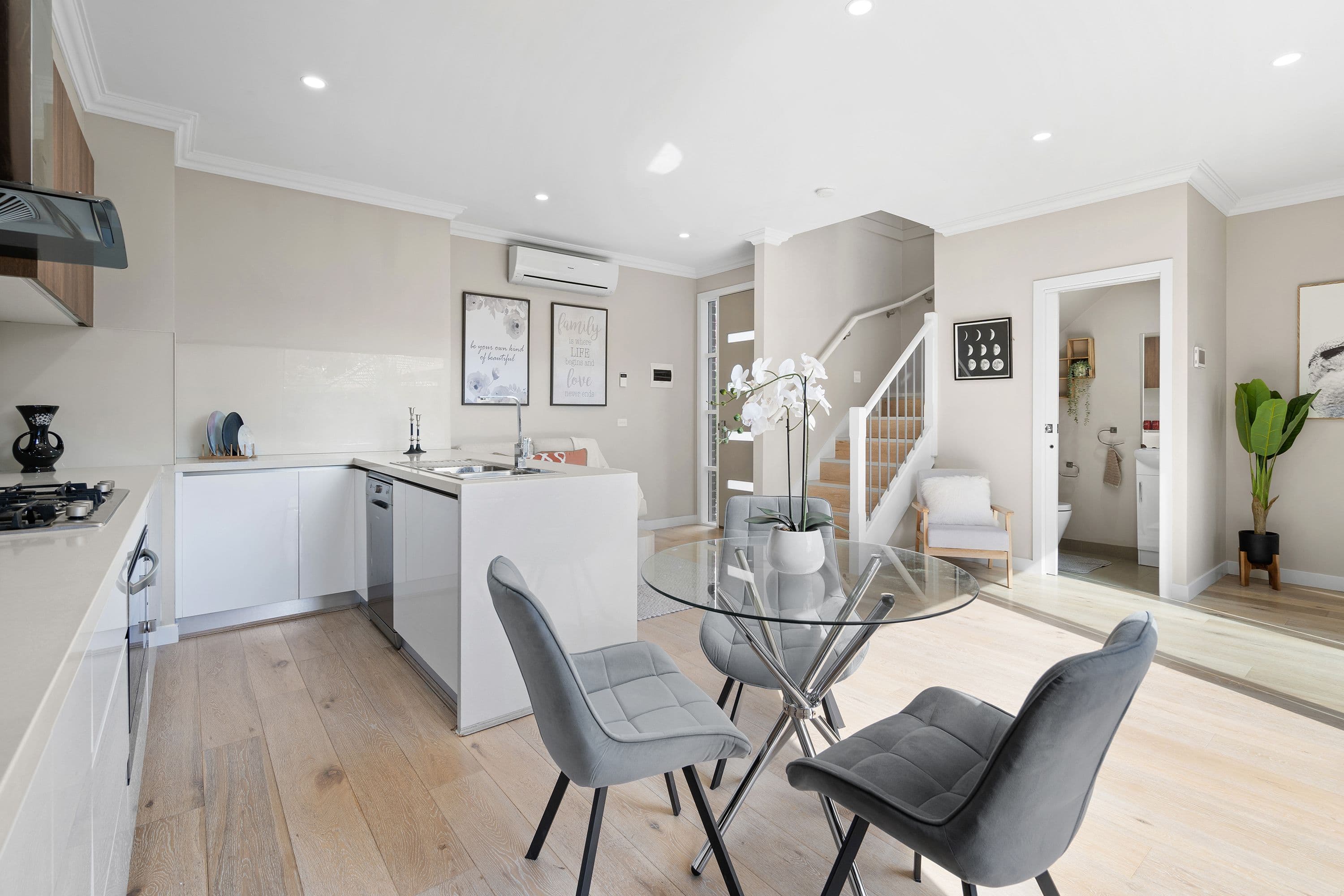 7 Luckie Street, Nunawading VIC 3131, Nunawading - Thumbnail 3