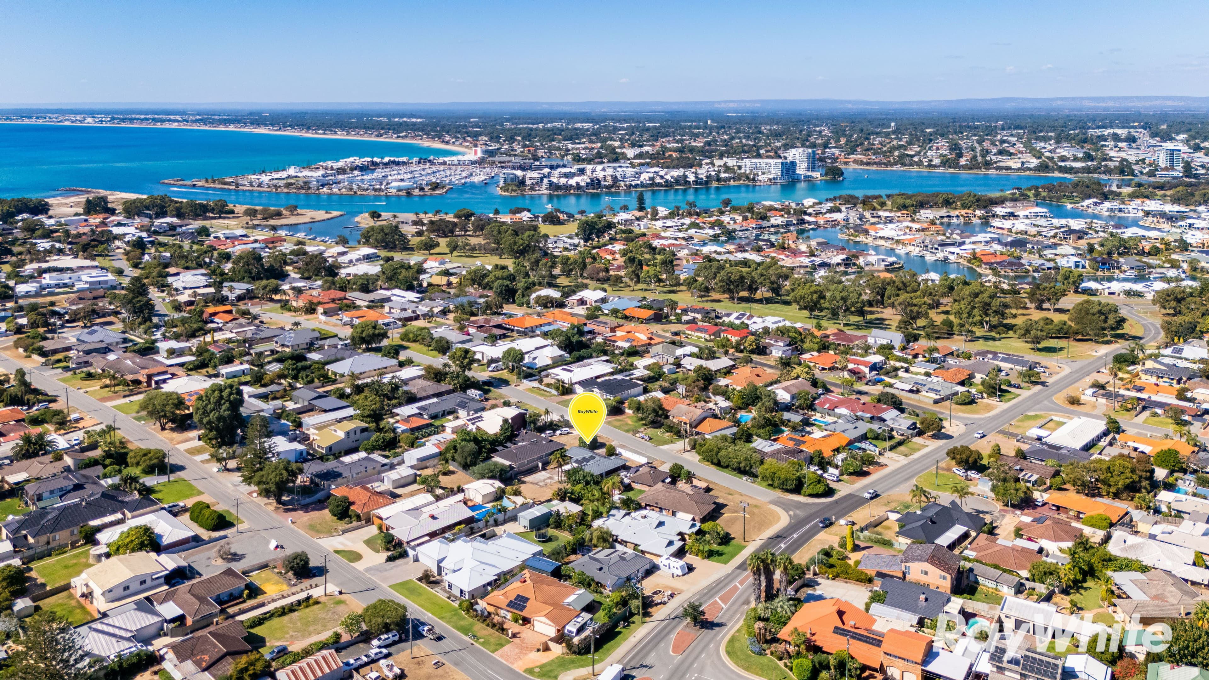 24 Muir Street, Halls Head WA 6210, Halls Head - Image 1