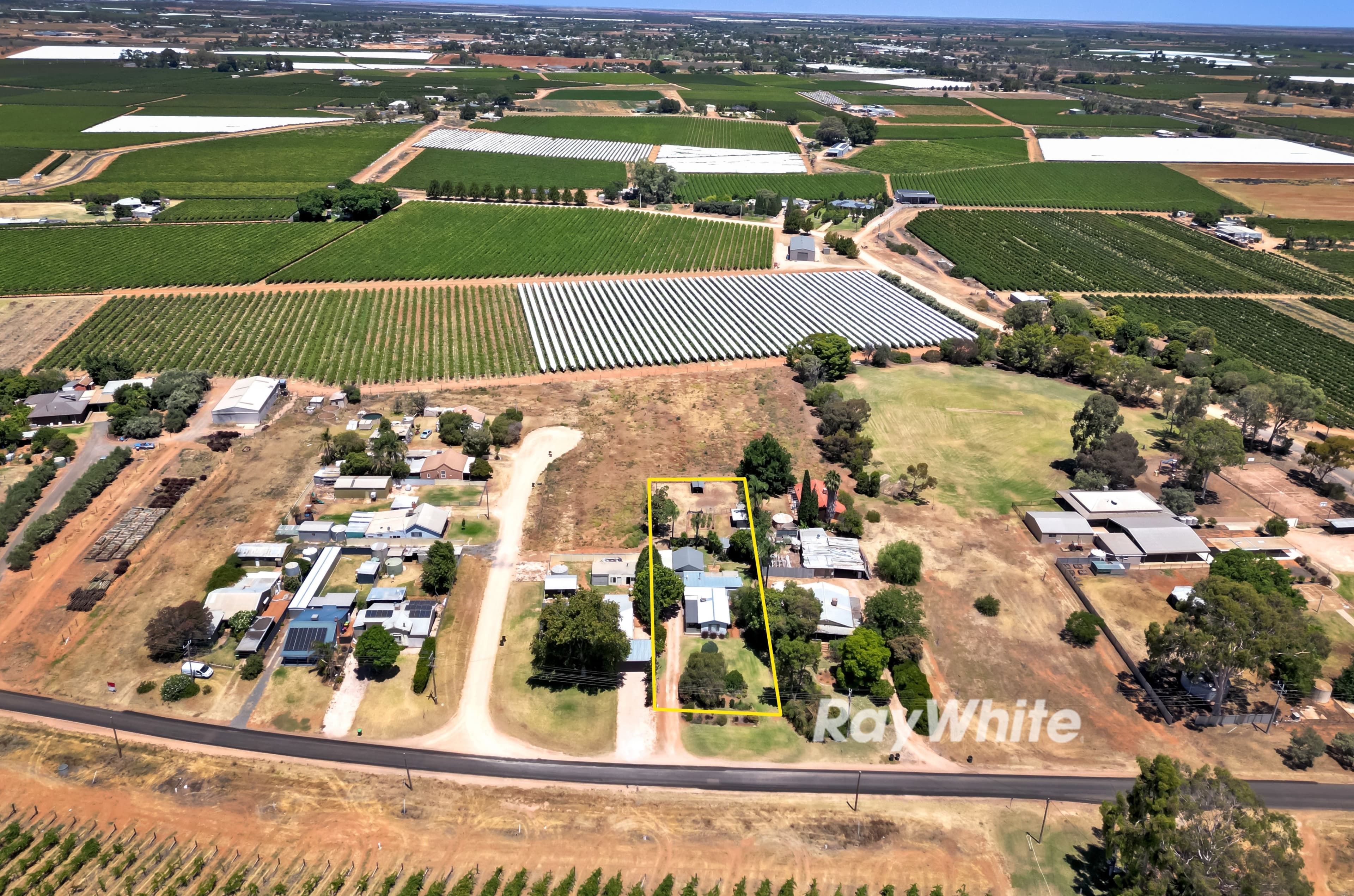 76 Sunnycliffs Crescent, Red Cliffs VIC 3496, Red Cliffs - Image 1