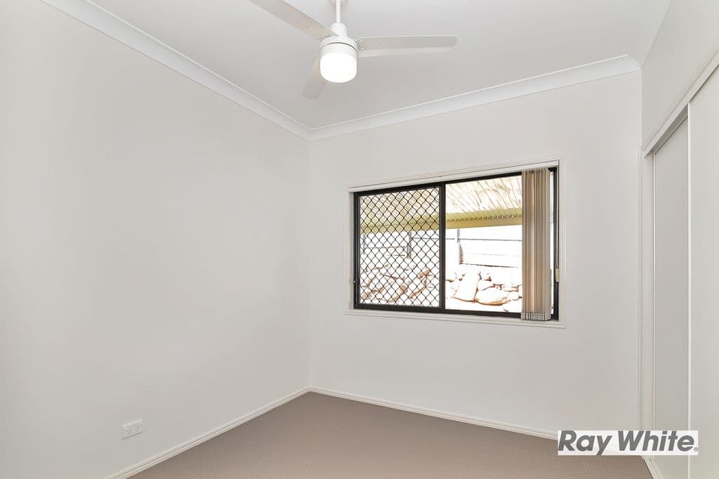 48 Holliday Drive, Edens Landing QLD 4207, Edens Landing - Thumbnail 4