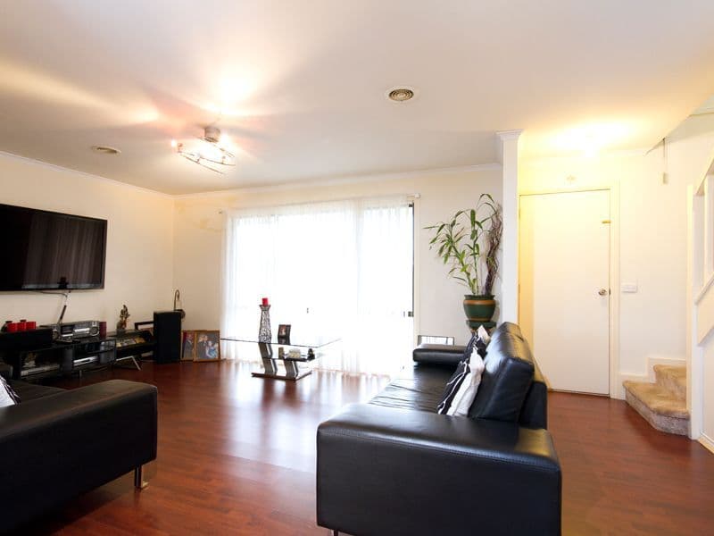 3 Oakman Way, HAMPTON PARK VIC 3976, Hampton Park - Thumbnail 2