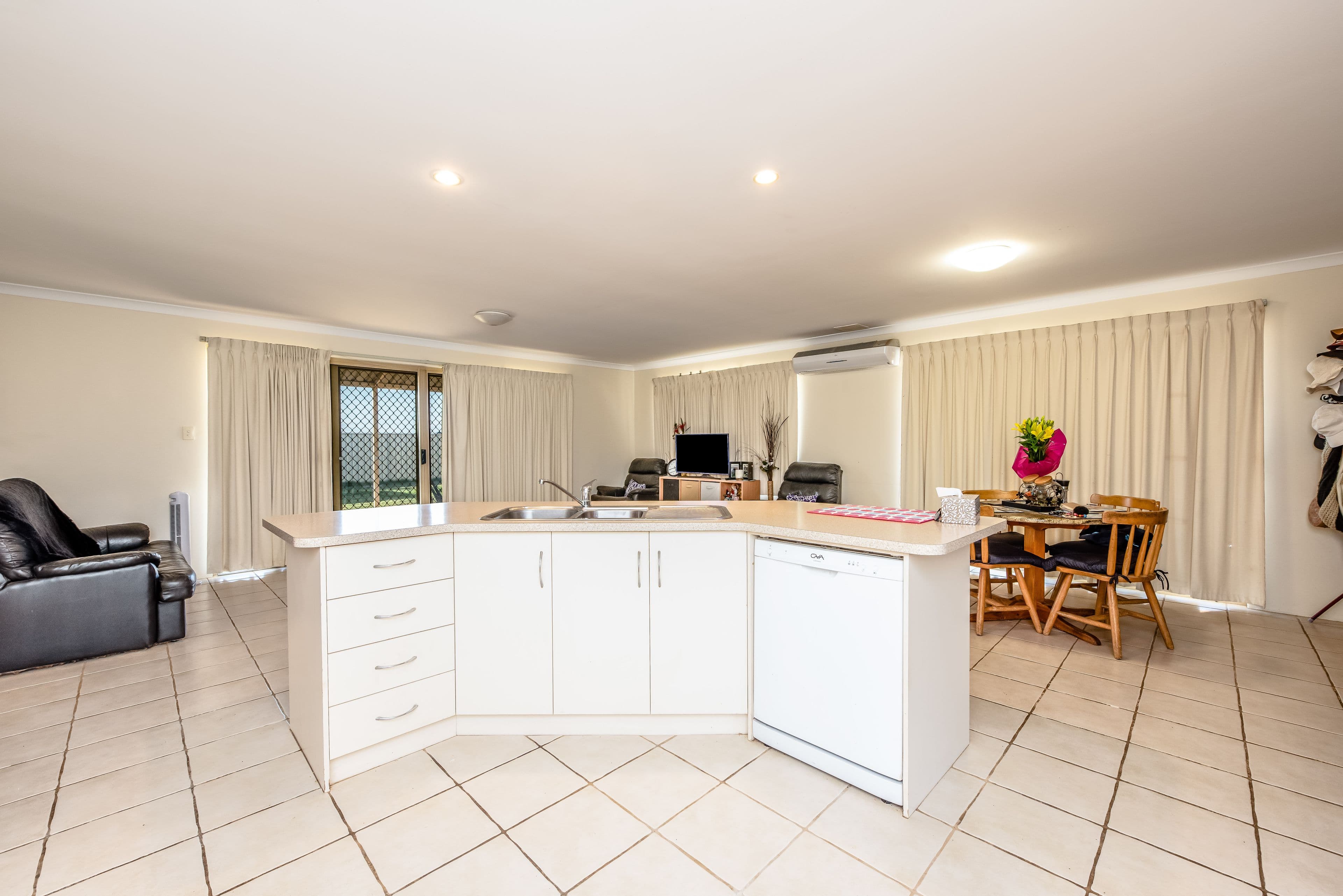 36 Derna Parade, Wandina WA 6530, Wandina - Thumbnail 5