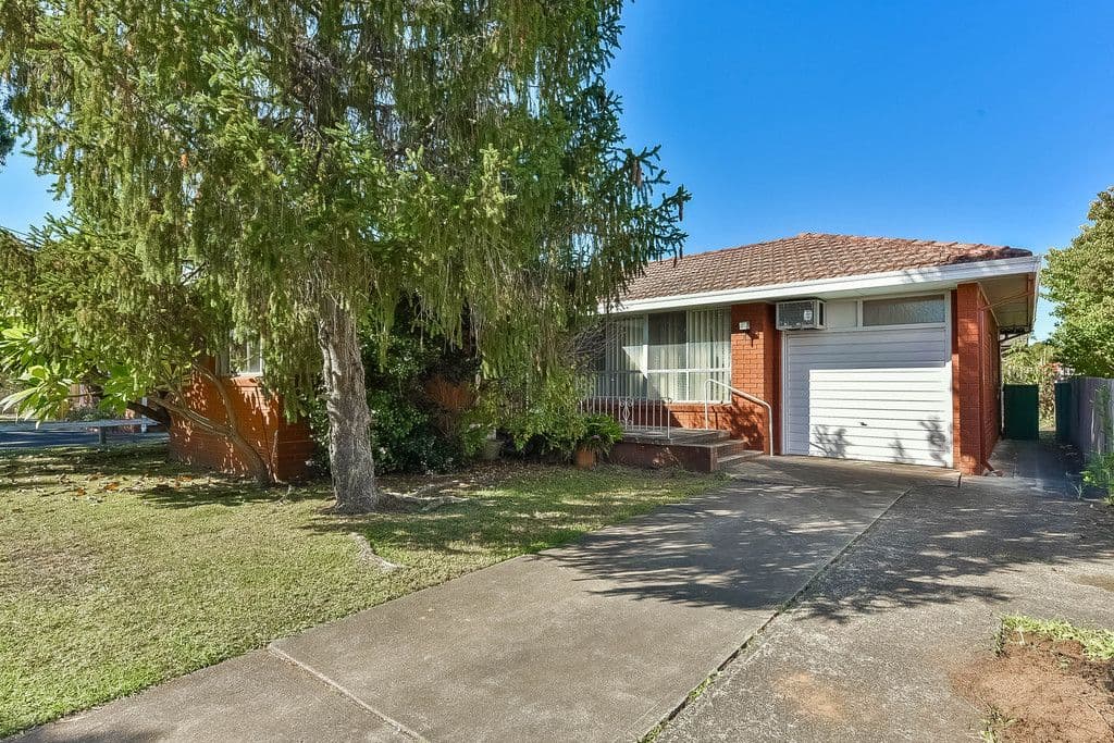 104 Cumberland Road, Ingleburn - Image 1