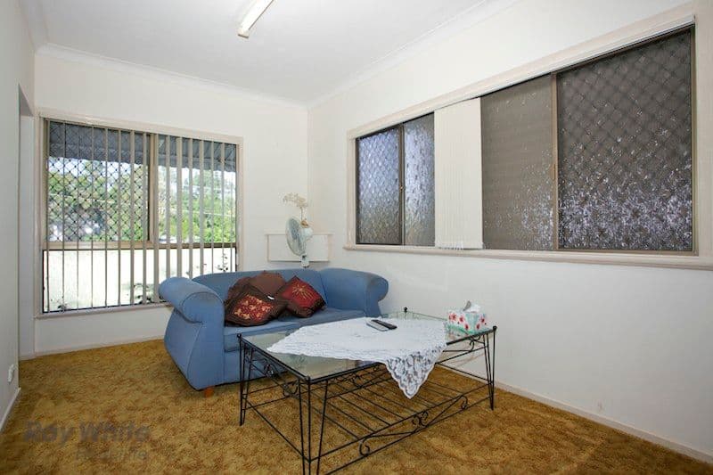 66 Eversleigh Road, SCARBOROUGH QLD 4020, Scarborough - Thumbnail 2