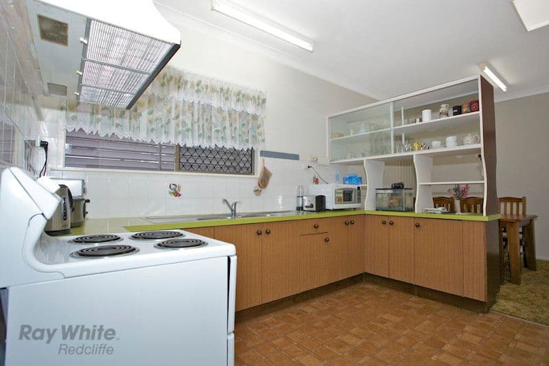 66 Eversleigh Road, SCARBOROUGH QLD 4020, Scarborough - Thumbnail 4