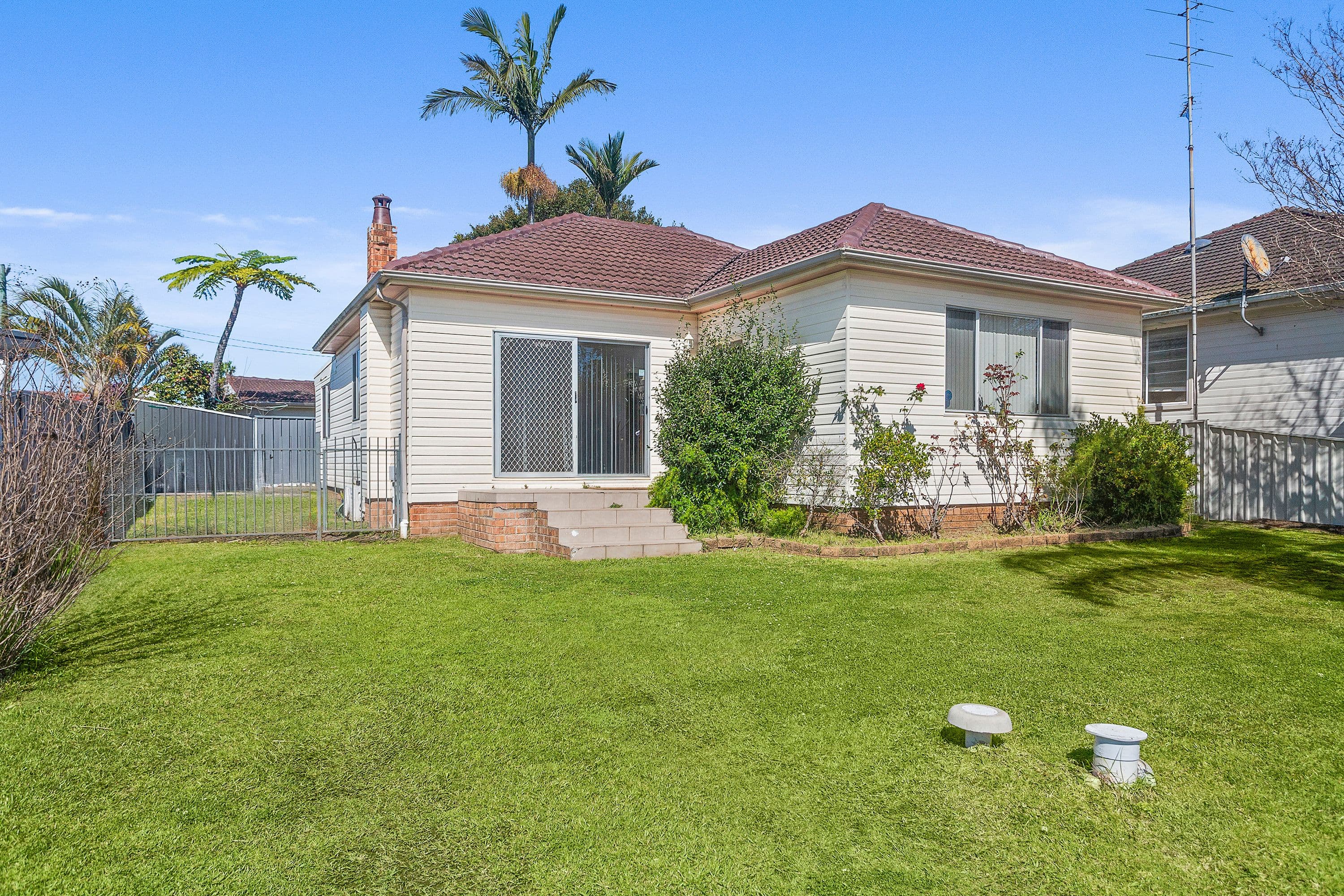 46 Horsley Road, Oak Flats NSW 2529, Oak Flats - Thumbnail 2