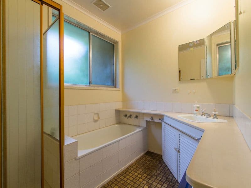 5 Troon Place, Frankston VIC 3199, Frankston - Thumbnail 8