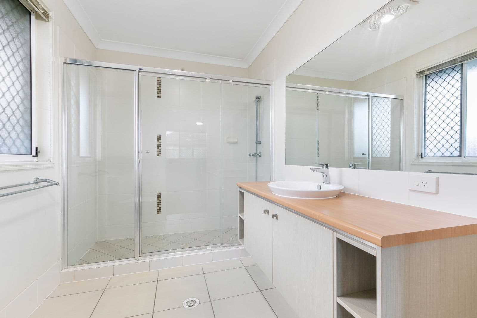 5 Kingsway Street, Wellington Point QLD 4160, Wellington Point - Thumbnail 7