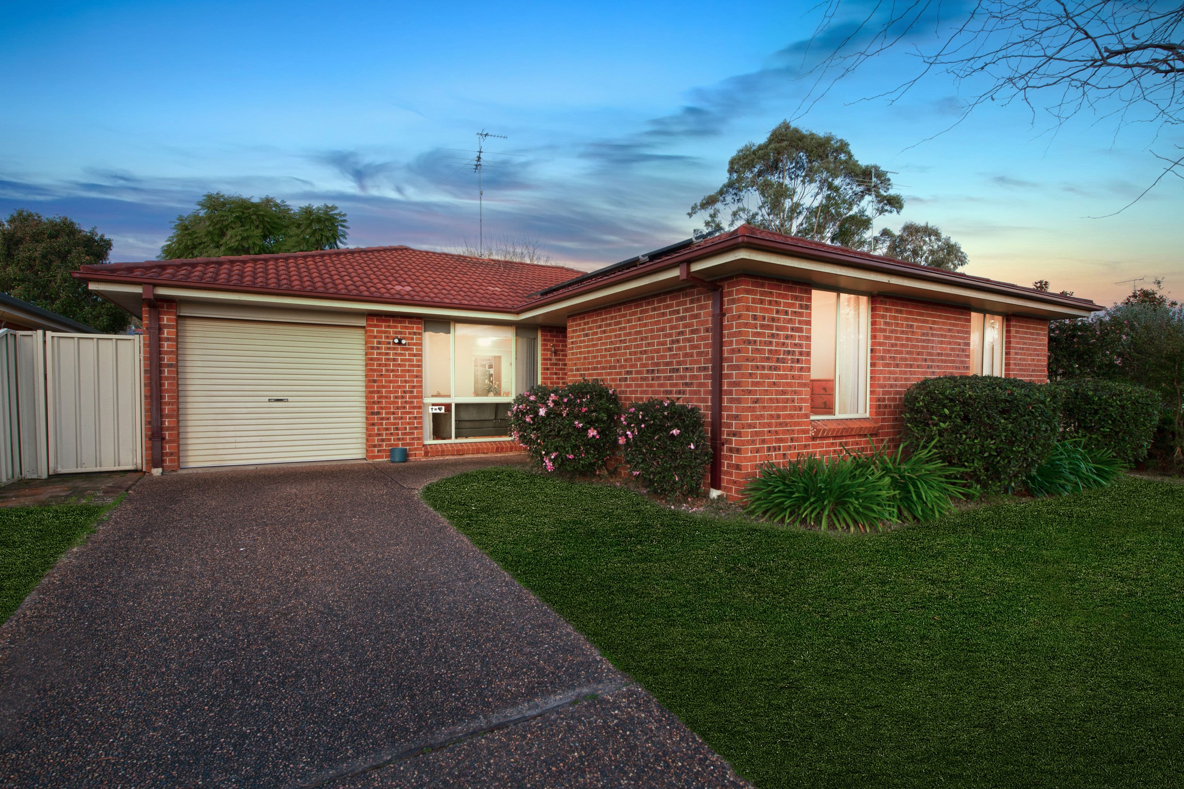 15 Muscat Grove, Glenwood NSW 2768, Glenwood - Image 1