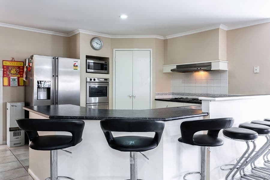 90 Biggs Street, ST ALBANS VIC 3021, St Albans - Thumbnail 5