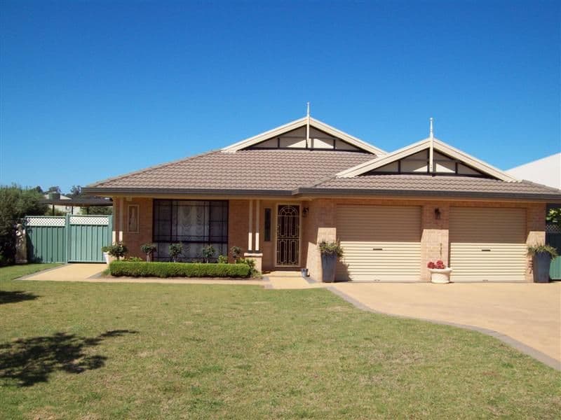 14 Robina Crescent, DUBBO NSW 2830, Dubbo - Image 1