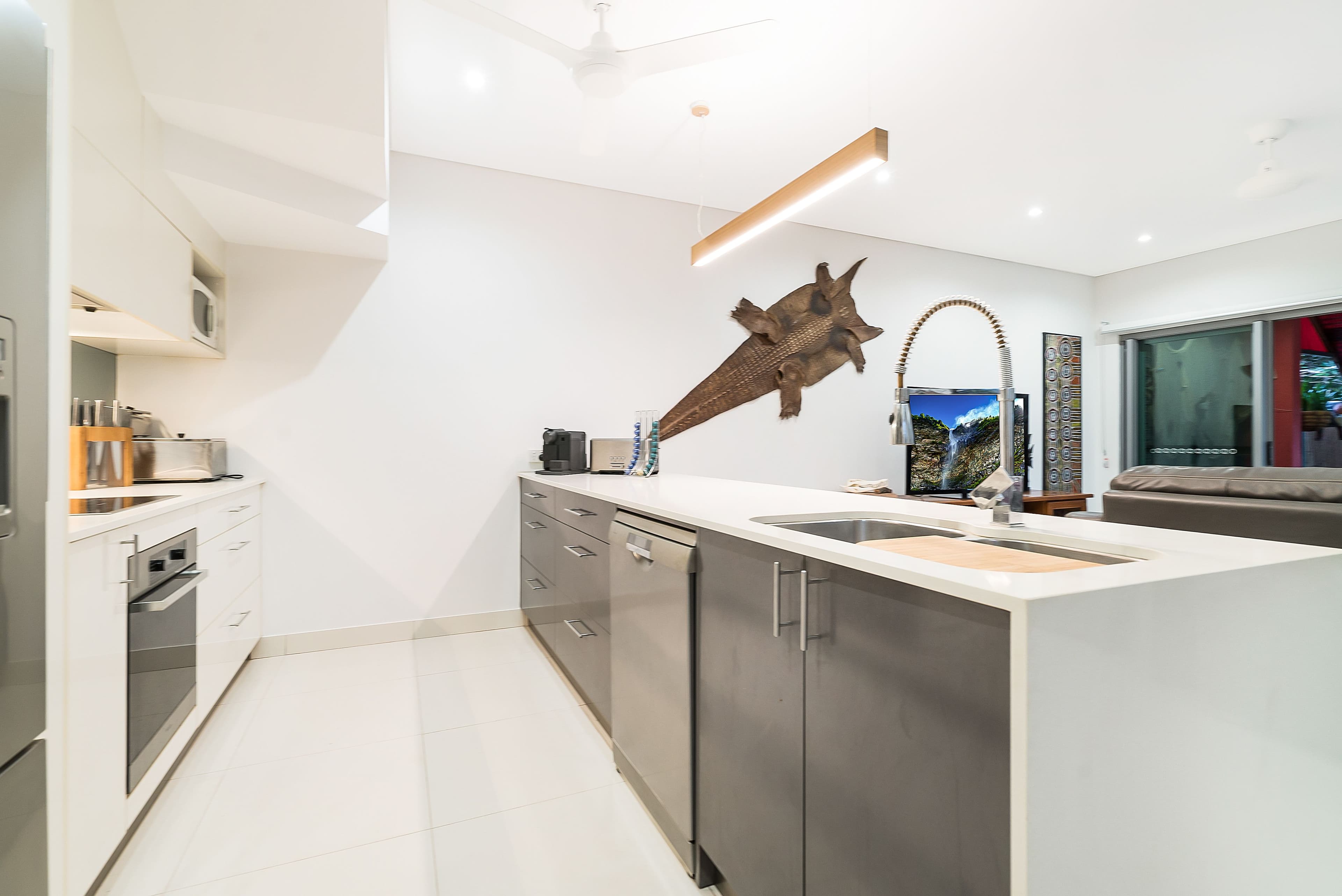 4 Hinkler Crescent, Fannie Bay NT 0820, Fannie Bay - Thumbnail 4