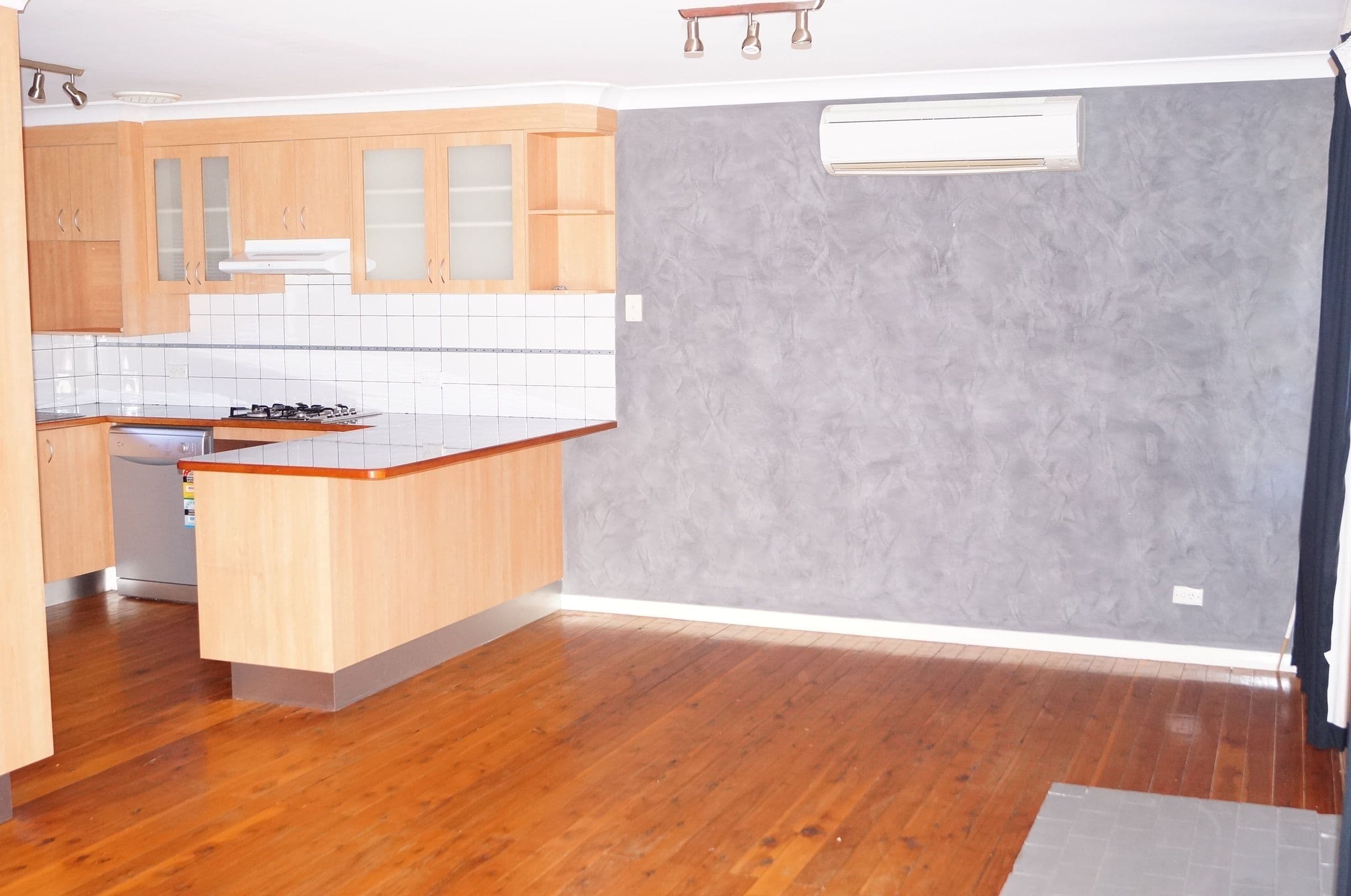 33 Seymour Street, Orange - Thumbnail 4