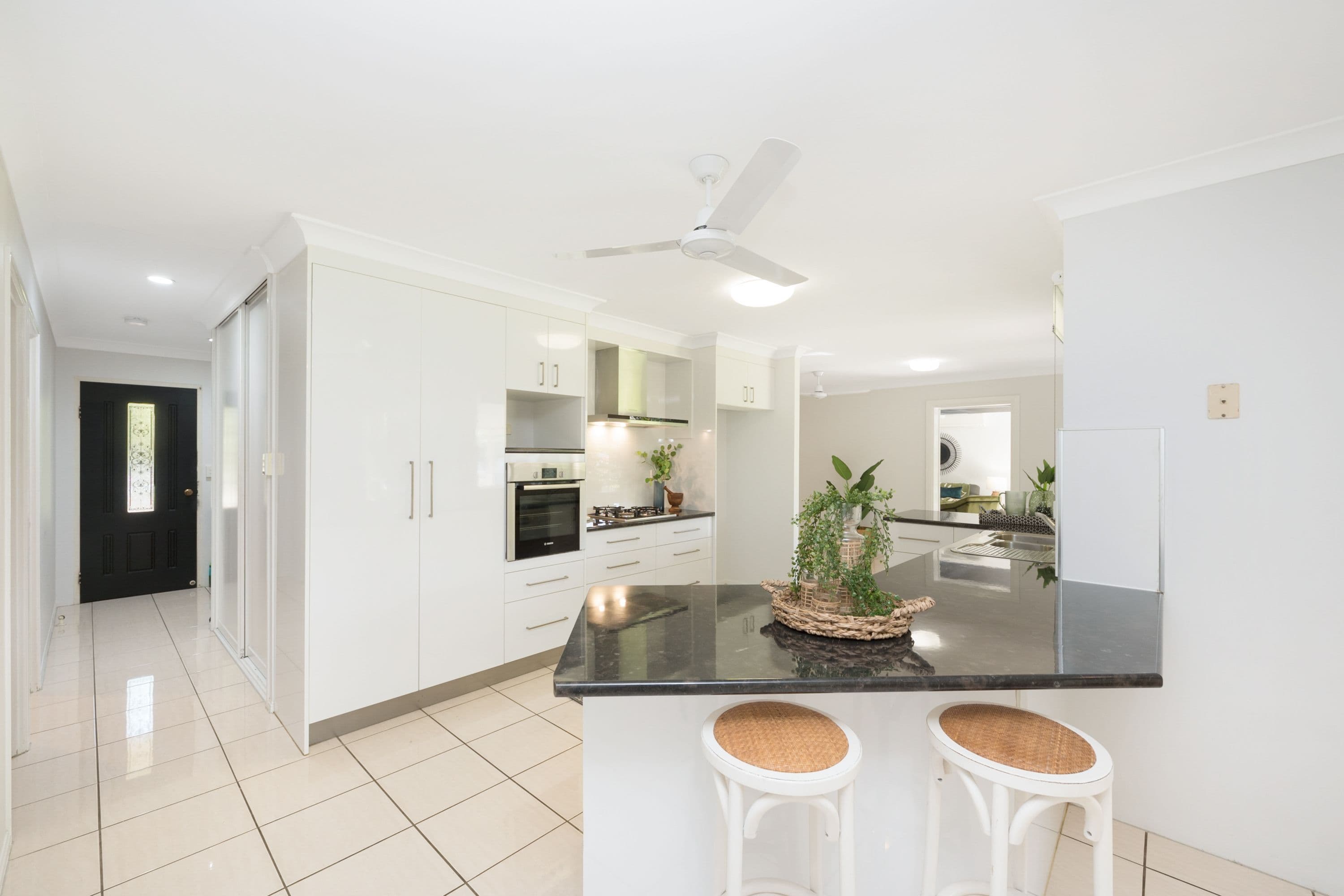 4 Dunbar Crescent, Wulguru QLD 4811, Wulguru - Thumbnail 5