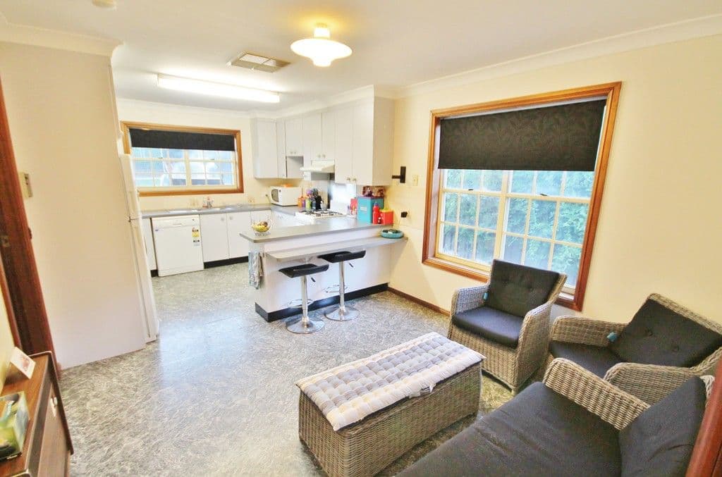 10 Jim Anderson Avenue, YOUNG NSW 2594, Young - Thumbnail 5