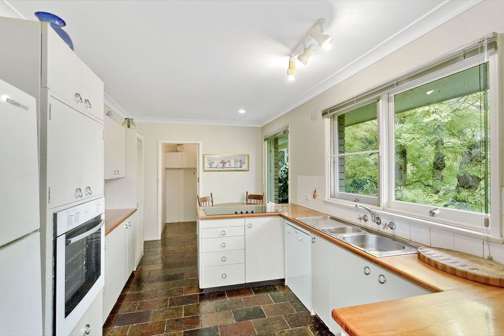 5 Nyorie Place, Frenchs Forest - Thumbnail 4
