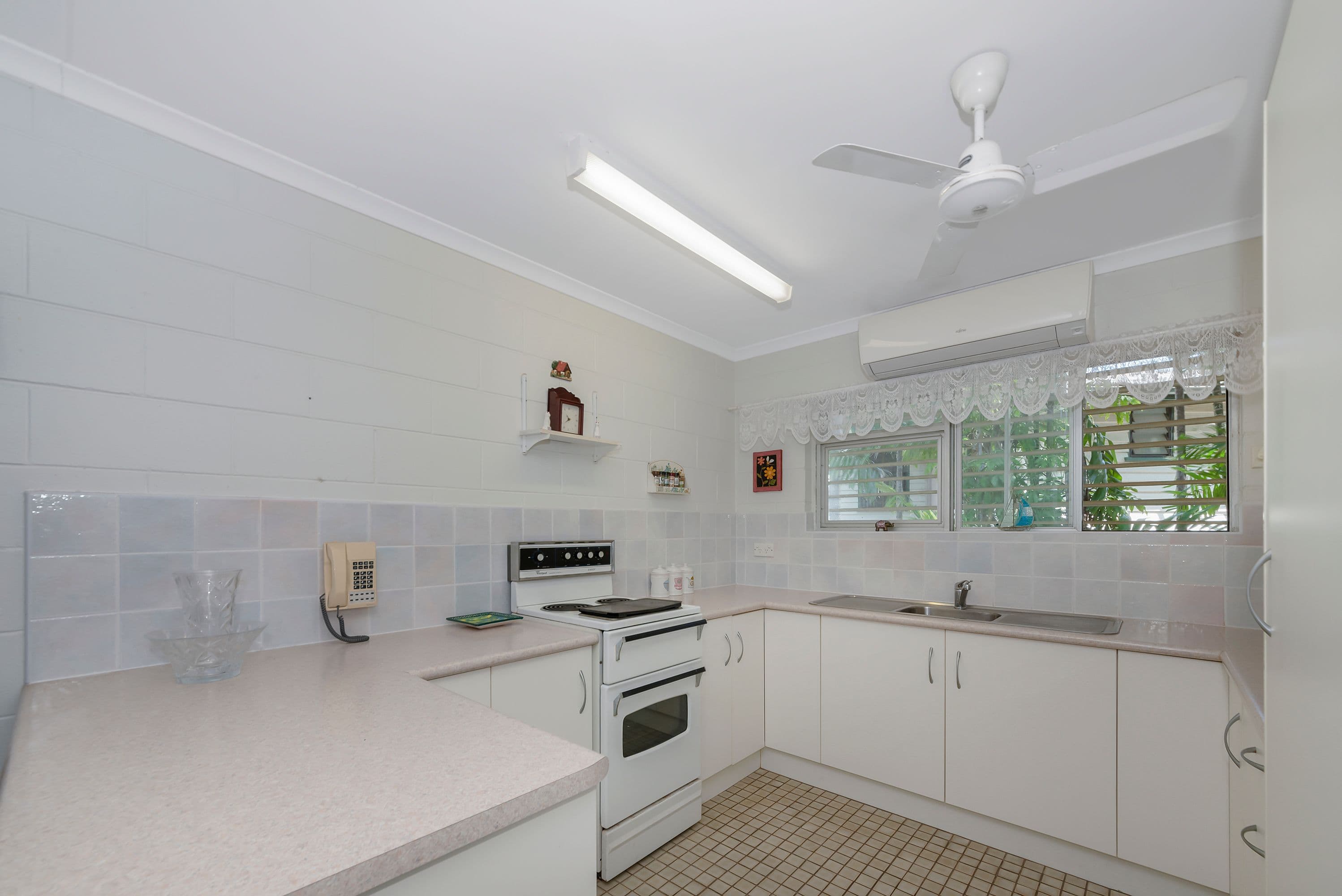 8 Piccadilly Street, Hyde Park QLD 4812, Hyde Park - Thumbnail 3