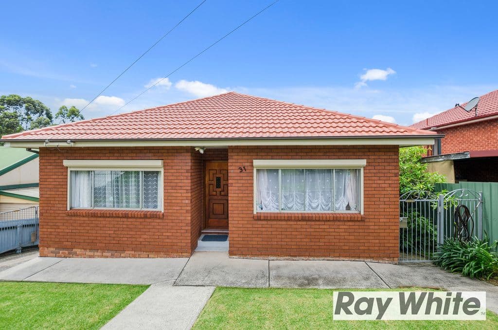 31 Ranchby Avenue, Lake Heights NSW 2502, Lake Heights - Image 1