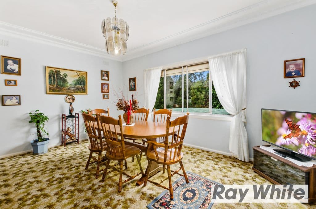 31 Ranchby Avenue, Lake Heights NSW 2502, Lake Heights - Thumbnail 2