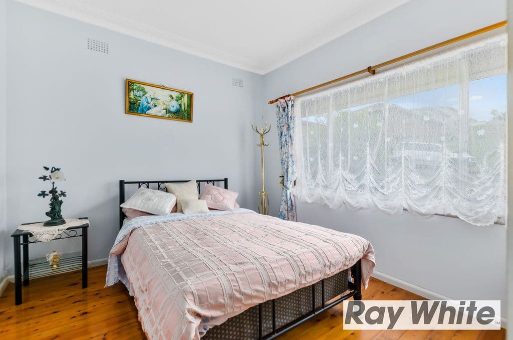 31 Ranchby Avenue, Lake Heights NSW 2502, Lake Heights - Thumbnail 6