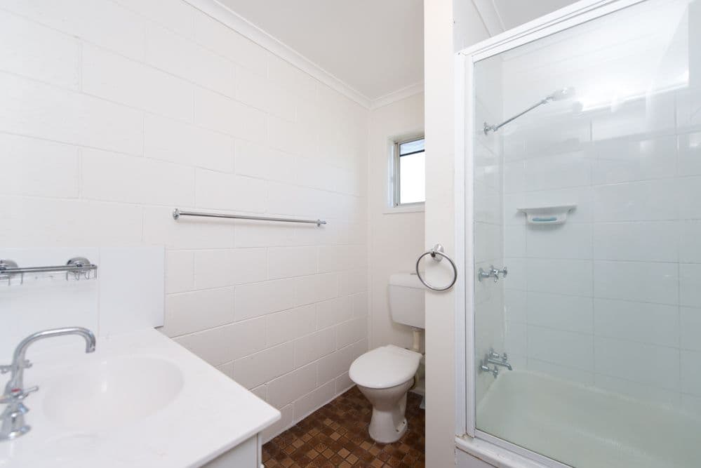 3 Sigg Street, SOUTH GLADSTONE QLD 4680, South Gladstone - Thumbnail 4